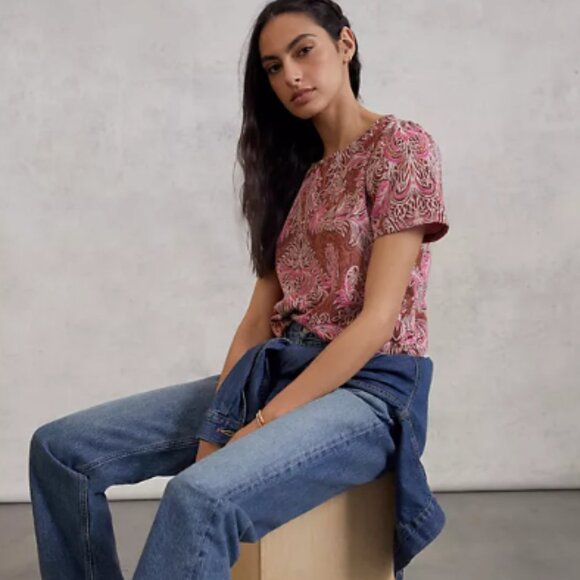 Anthropologie Shirt Womens Small Red Motif Demeter Paisley Tee Sparkle Metallic - Picture 1 of 16